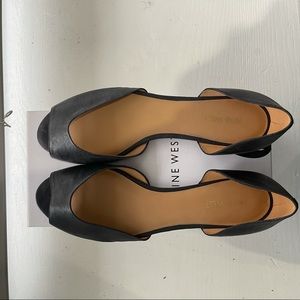 Nine West Leather Dorsey Flat.